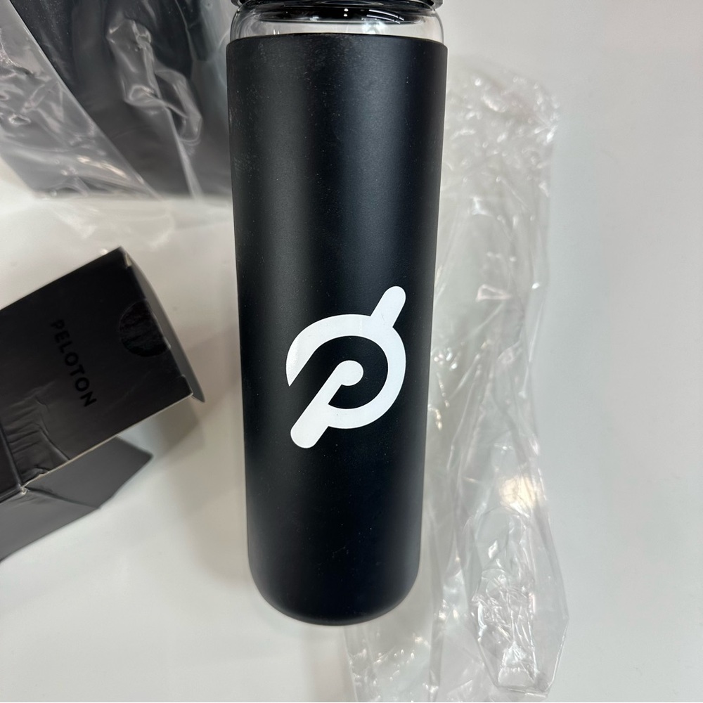 PELOTON water BOTTLE glass BLACK WHITE large mouth opening PELOTON accessories - Picture 6 of 8